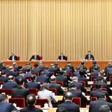 生长社区支持的居家养老，，，，，扩大普惠养老服务